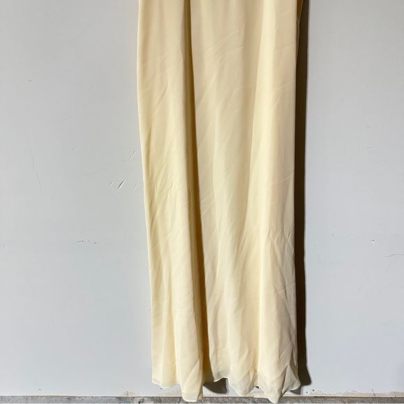 Night Way Collections Cream Maxi Dress – Size 4 - Picture 4 of 7